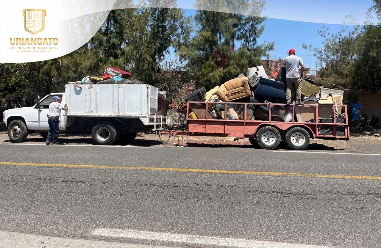 Campaña "Adiós cachivaches, por un entorno amigable"
